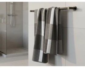 Osuška Pantone Karo 70x140 cm, šedá