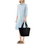 Nákupní taška přes rameno Reisenthel Shopper M černá