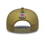 New Era Pánská kšiltovka Miami Dolphins NFL 2025 Salute to Service 9FIFTY Split Panel Trucker Snapback