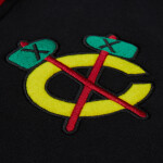 Mitchell & Ness Pánská mikina Chicago Blackhawks NHL Courtside Fleece Button Front Current Logo Velikost: XL