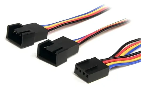 StarTech Y kabel pro napájení ventilátoru / Y kabel / Molex 4-pin / 30,5 cm (FAN4SPLIT12)