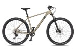4EVER TRINITY TEAM 29", rám 19" (L), model 2026, barva satin sand - ZDARMA dopravné, odborná montáž, seřízení, pojištění a dárkový poukaz na nákup příslušenství! (Záruka nejlepší ceny. Nalezli jste někde lepší cenu? Napište nám a zkusíme ji trumfnout...