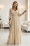 655-4 Dlouhé lehké třpytivé šaty s výstřihem a průhlednými rukávy - šampaňsko-béžová barva UNI
