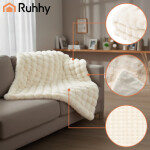 Měkká deka v bílé barvě s vánočním motivem - 150 x 200 cm