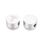 Korálek z nerezové oceli - placička s písmenem - různé varianty - 10 x 4,5 mm - 1 ks Písmena: E