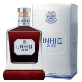 OliverOliver Unhiq XO 42% 0.5l (7466871100066)