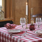 Strömshaga Petrolejová lampa Red Brass Medium, červená barva, sklo, kov