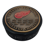Mustang Puk Detroit Red Wings NHL Stanley Cup Years Gold Medallion