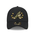 New Era Pánská kšiltovka Atlanta Braves MLB 2024 Armed Forces 39THIRTY Flex Velikost: S/M