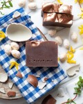 Almara Soap přírodní mýdlo Gold Chocolate 100 g - Almara Soap Designové mýdlo Gold Chocolate, hnědá barva