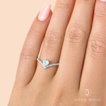Royal Fashion stříbrný prsten GU-DR20232R-SILVER-MOONSTONE-TOPAZ Velikost: 10 (EU: 61-63)
