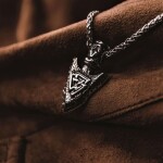 Pánský náhrdelník Ódinovo kopí - GUNGNIR - symbol VALKNUT, Stříbrná 60 cm
