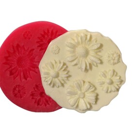 Cesil Silikonová forma Sedmikrásky 2,9 cm