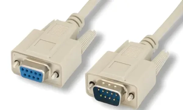 MicroConnect sériový kabel RS-232 D-SUB 9-pin šedá / Sériový kabel / D-SUB 9-pin - D-SUB 9-pin / 5 m (SCSEHN5)