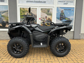 čtyřkolka Nový CFMOTO Gladiator X520 EFI T3b-černé barvy