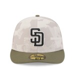 New Era Pánská kšiltovka San Diego Padres MLB 2025 Authentic Armed Forces Pre-Curved 59FIFTY Fitted Velikost: 7 3/8