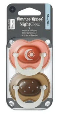 TOMMEE TIPPEE Dudlík Night chlapecký 18-36 m / silikonový / svítí ve tmě / 2 ks