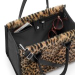 Crossbody kabelka Reisenthel Daily Shopper XS Leo fake fur