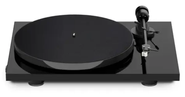 Pro-Ject E1 BT + AT3600L - High Gloss Black / Gramofon / řemínkový / RCA kabel 1.23m (9pe1bbtat)