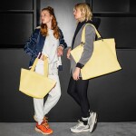 Nákupní taška přes rameno Reisenthel Shopper M Mesh lemon