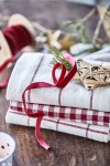 Ib Laursen Sametová stuha na špulce Bordeaux – 10 m, červená barva, textil