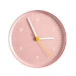 HAY Nástěnné hodiny Pink Recycled, růžová barva