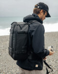 Batoh Db Ramverk Pro Backpack 26L Black out 26 l