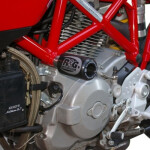 RG Cp0097Bl Aero padací chrániče Ducati Monster/Mts Multistrada/Monster S4Rs černé