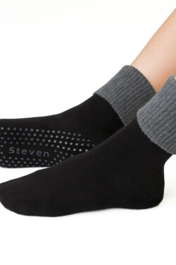 Dámské ponožky s protiskluzovou úpravou ABS 126 černá 35-37