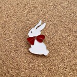 Pinarna.cz Bílý králíček s červenou mašlí