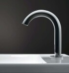 GEBERIT - Piave Elektronická termostatická umyvadlová baterie, napájení z baterie, chrom 116.188.21.1