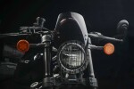 Ochranná mřížka hlavního světlometu na CFMOTO 450CL-C