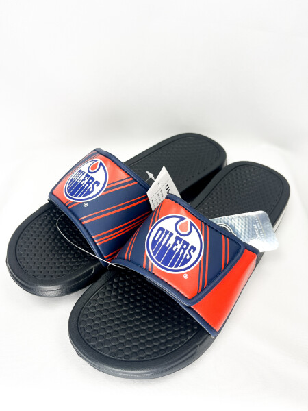 FOCO Pánské pantofle Edmonton Oilers NHL Legacy Velcro Sport Slide Slipper Velikost: M = 42–43 EU
