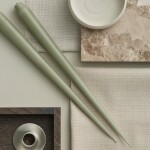 Ester & erik Svíčka Taper 32 cm – 69 Artichoke – set 2 ks, zelená barva, vosk