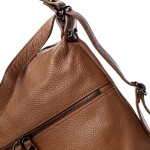Módní dámská kožená kabelka batoh Emma koňaková