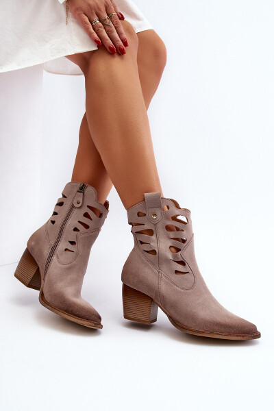 Kožené boty s výstřihy Maciejka 06412-04 Beige 41