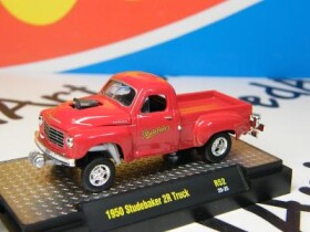 1950 Studebaker 2R Truck - M2 MACHINES 1:64