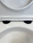 OLSEN SPA - Krytka pantů wc sedátka FLAT - Barva - Černá OLKLTBHC