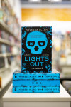 Lights Out: Posedlá - Navessa Allen