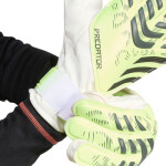 Tréninkové brankářské rukavice adidas Predator M JN5356 7,5
