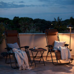 Sada 2 polohovacích zahradních židlí se stolem - hnědá