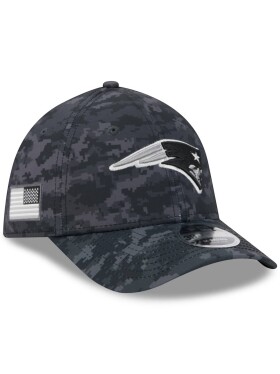 New Era Pánská kšiltovka New England Patriots NFL 2026 Salute to Service 39THIRTY M-Crown Flex Velikost: M/L