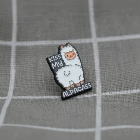 Pinarna.cz Kiss my alpacass / Polib mi prd*l (alpaku)