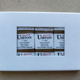 Umton Umton, mistrovské akvarelové barvy, 1/2 pánvička, 2,6 ml, 1 ks Barva Umton: 2420 Umbra přírodní