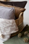 Chic Antique Sametový povlak na polštář Aix Thunder Grey 50 × 50 cm, šedá barva, textil