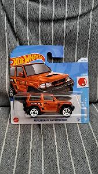 Hot Wheels Mitsubishi Pajero Evolution