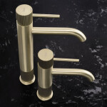 REA - Umyvadlová baterie Lungo Stripe Brush Gold Low REA-B8050