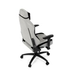 Herní křeslo, stříbrná látka, houpací mechanismus, polohování opěradla 90°-180°, 3D područky, polštáře z paměťové pěny,