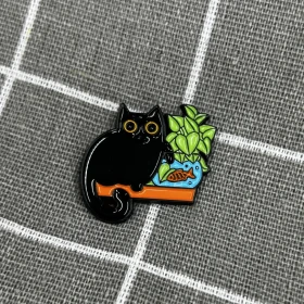 Pinarna.cz Černá kočička u akvárka