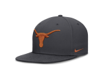 Nike Pánská kšiltovka Texas Longhorns NCAA Pro Dri-FIT Fitted Velikost: 7 3/8